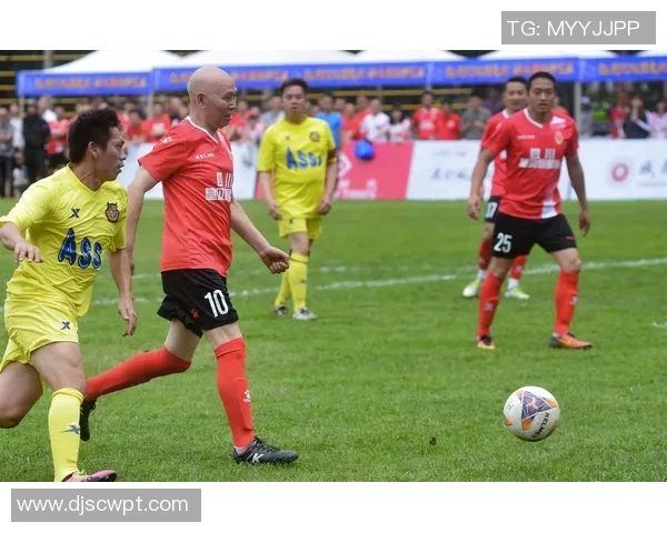 BK前进与卡斯隆德的激烈对决展现足球魅力与团队精神的巅峰对抗